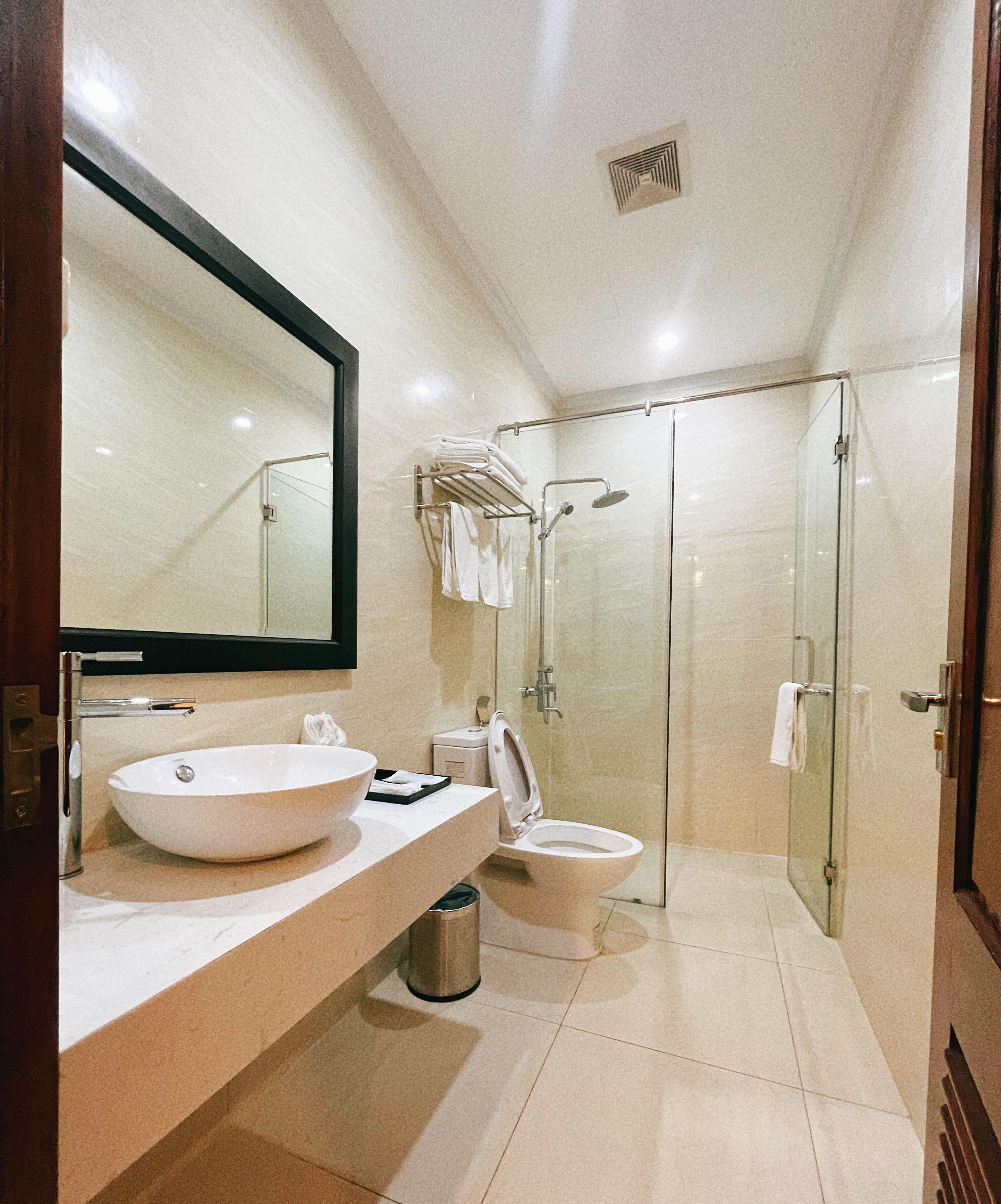 Photo - Paragon House and Residence