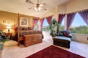 4 bedrooms, iron/ironing board, bed sheets - Stunning 4BR Ranch Style Home IN North Scottsdale! (Scottsdale)