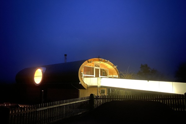 UFO47 das galaktische Holzhaus vom Schreiner. Neuer Hideaway in Franken!