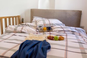 Villa - 3 sovrum (Urania) | Värdeförvaringsskåp på rummet och strykjärn/strykbräda