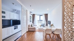 Royal Apartment | Living area - Western Hanoi Apartment - The Emerald (Hanoi)