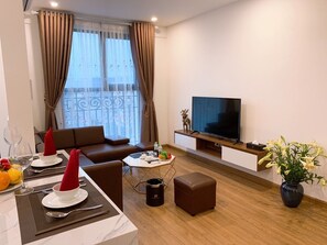 Luxury Apartment | Living area - Western Hanoi Apartment - The Emerald (Hanoi)