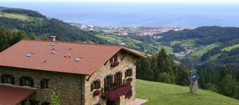 Casa Rural Lurdeia - Adults Only