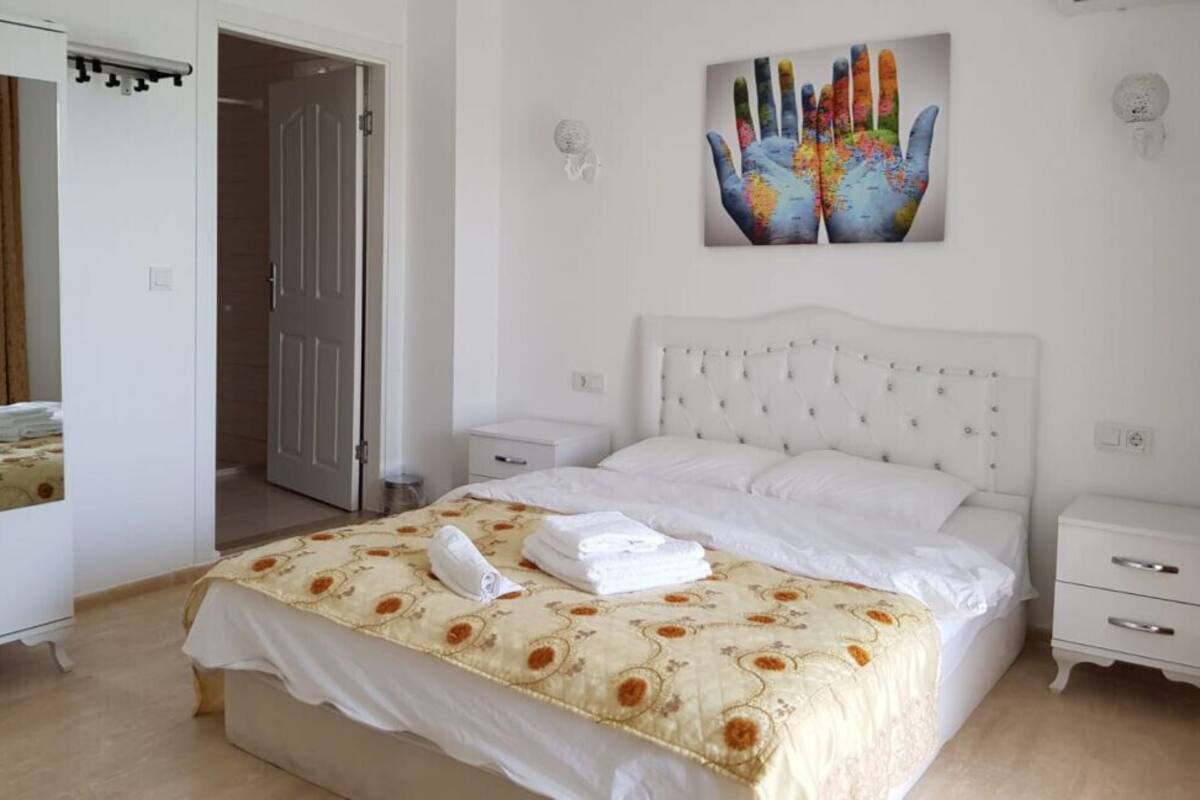 Quarto casal | Roupas de cama premium, Wi-Fi de cortesia, individualmente decorados