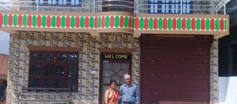 Traumland Gästehaus, in der Nähe von [C. G] Saswatdham-Tempel, Rajahar. Nawalpur Nepal.