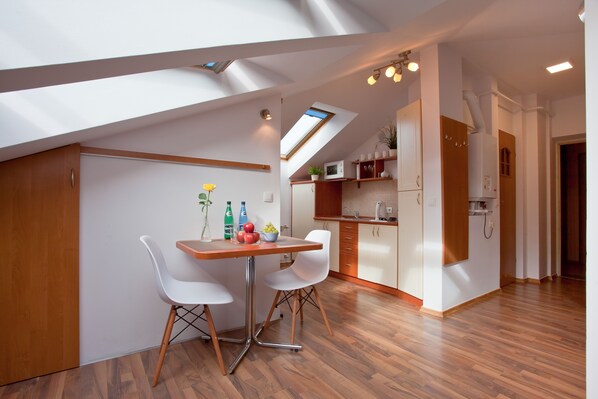 华丽公寓 | 起居区