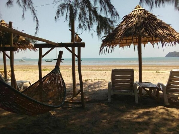Sun loungers, beach towels