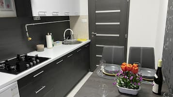 Bathtub, hair dryer, towels