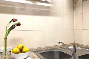 Kühlschrank, Ofen, Herdplatte, Geschirrspüler