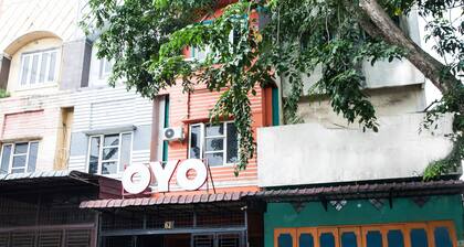 OYO 2229 Bunga Raya Residence