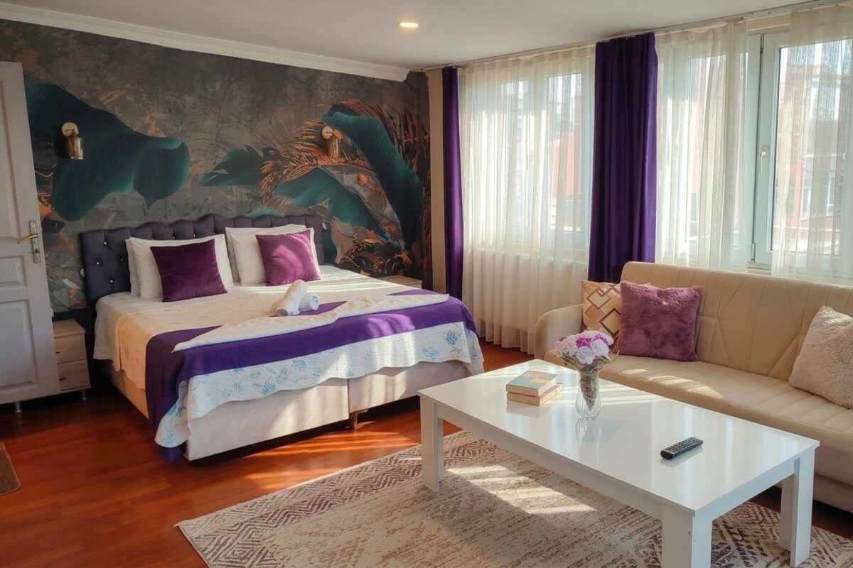 Studio Suite, Sea View | Egyptian cotton sheets, premium bedding, minibar, blackout drapes