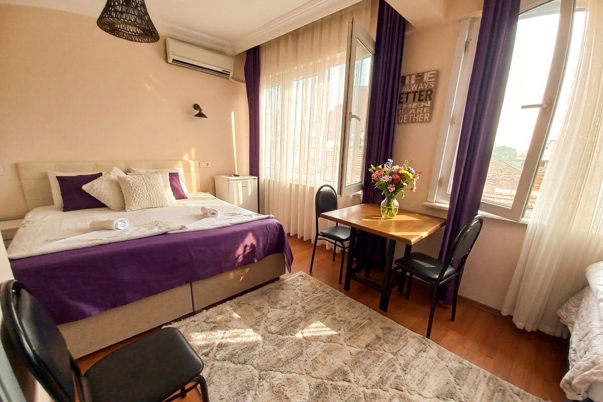 Egyptian cotton sheets, premium bedding, minibar, blackout drapes