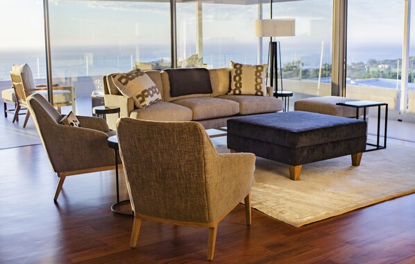 Penthouse Luxe, 3 chambres | Coin séjour