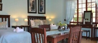 Jock-Inn Guest House