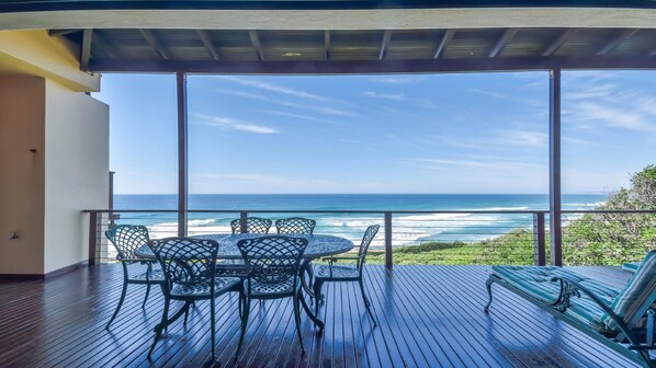 Comfort Apartment, 3 Bedrooms | Balcony - Knightsbridge Rentals (Ballito)