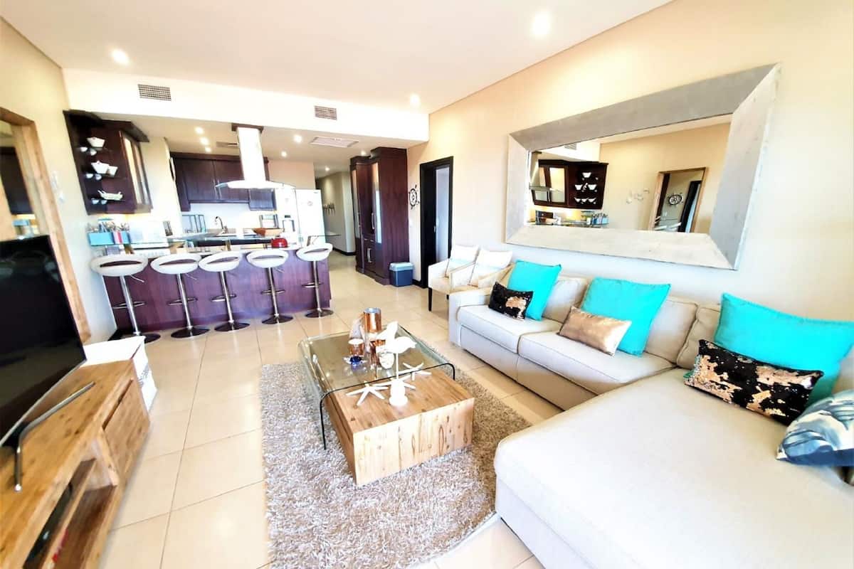 Economy Apartment, 3 Bedrooms | Living room
