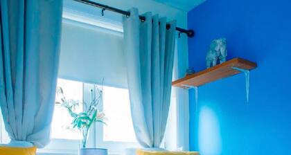 A three bedroom apartment , with 2 bathrooms . Suitable for a group of 5/6