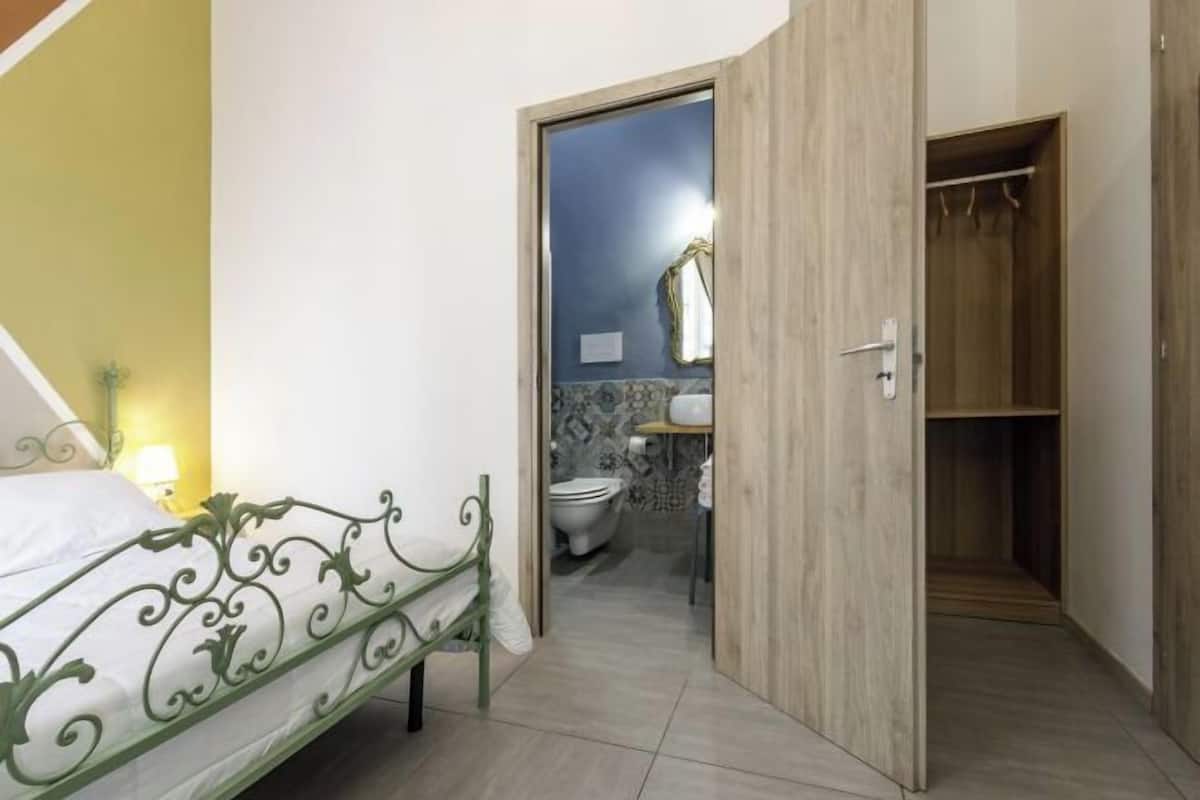 2 chambres, décoration personnalisée, ameublement personnalisé, bureau