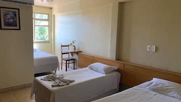 Frigobar, Wi-Fi de cortesia, roupa de cama