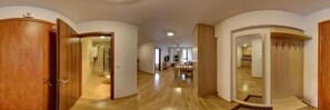 1 室のベッドルーム、防音設備、アイロン / アイロン台、WiFi (無料)