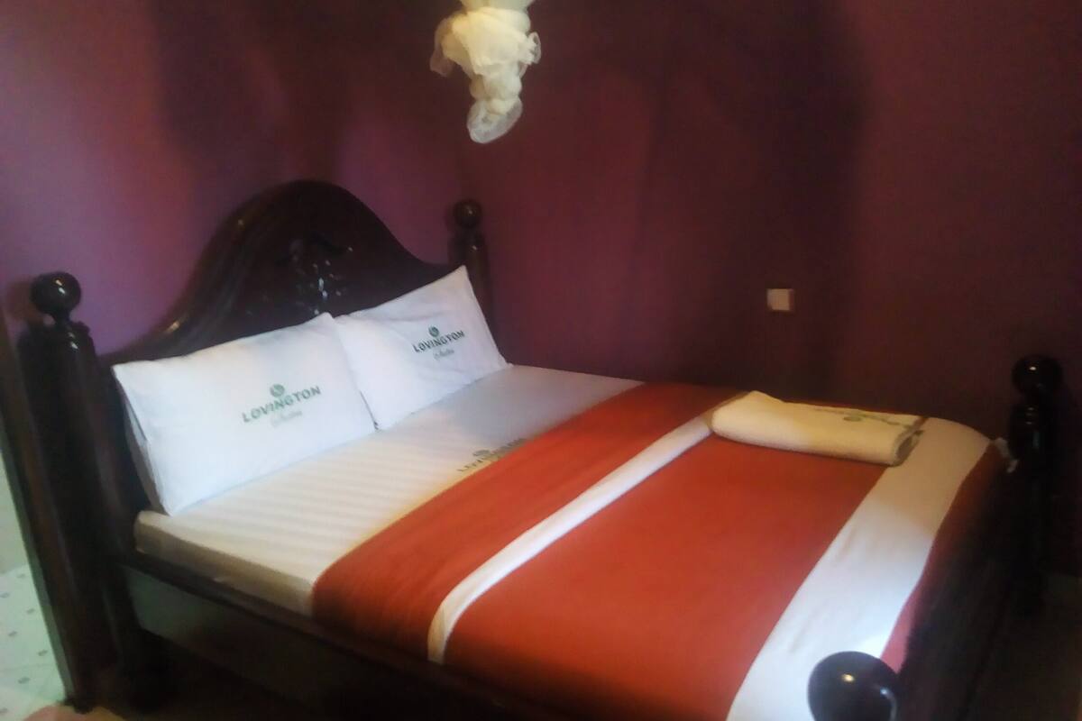 In-room safe, iron/ironing board, free WiFi, bed sheets