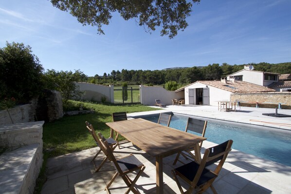 Outdoor pool, a heated pool