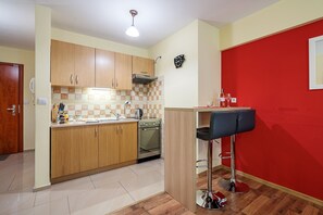 商务公寓 | 私人厨房 | 冰箱、炉灶、茶具/咖啡用具、电热水壶