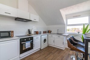 Private kitchen - West Bridgford Classy 2bed Flat (Nottingham)