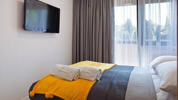 1 bedroom, soundproofing, iron/ironing board, free WiFi