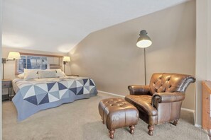 2 bedrooms, bed sheets - The Reed – A Cozy Cabin in the Woods (Rockbridge)