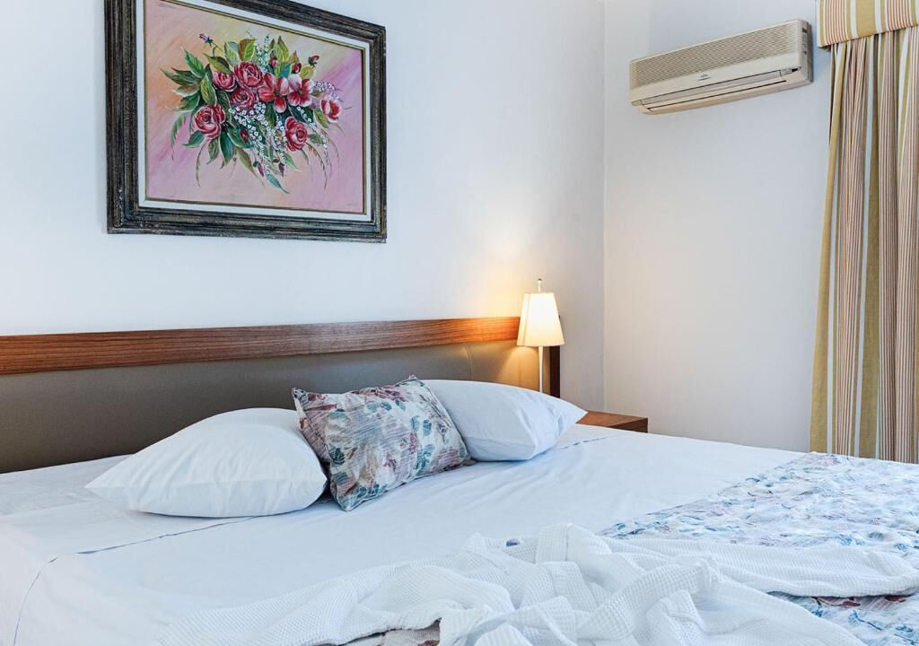 Suite clásica | Caja fuerte, escritorio, espacio para trabajar con un portátil