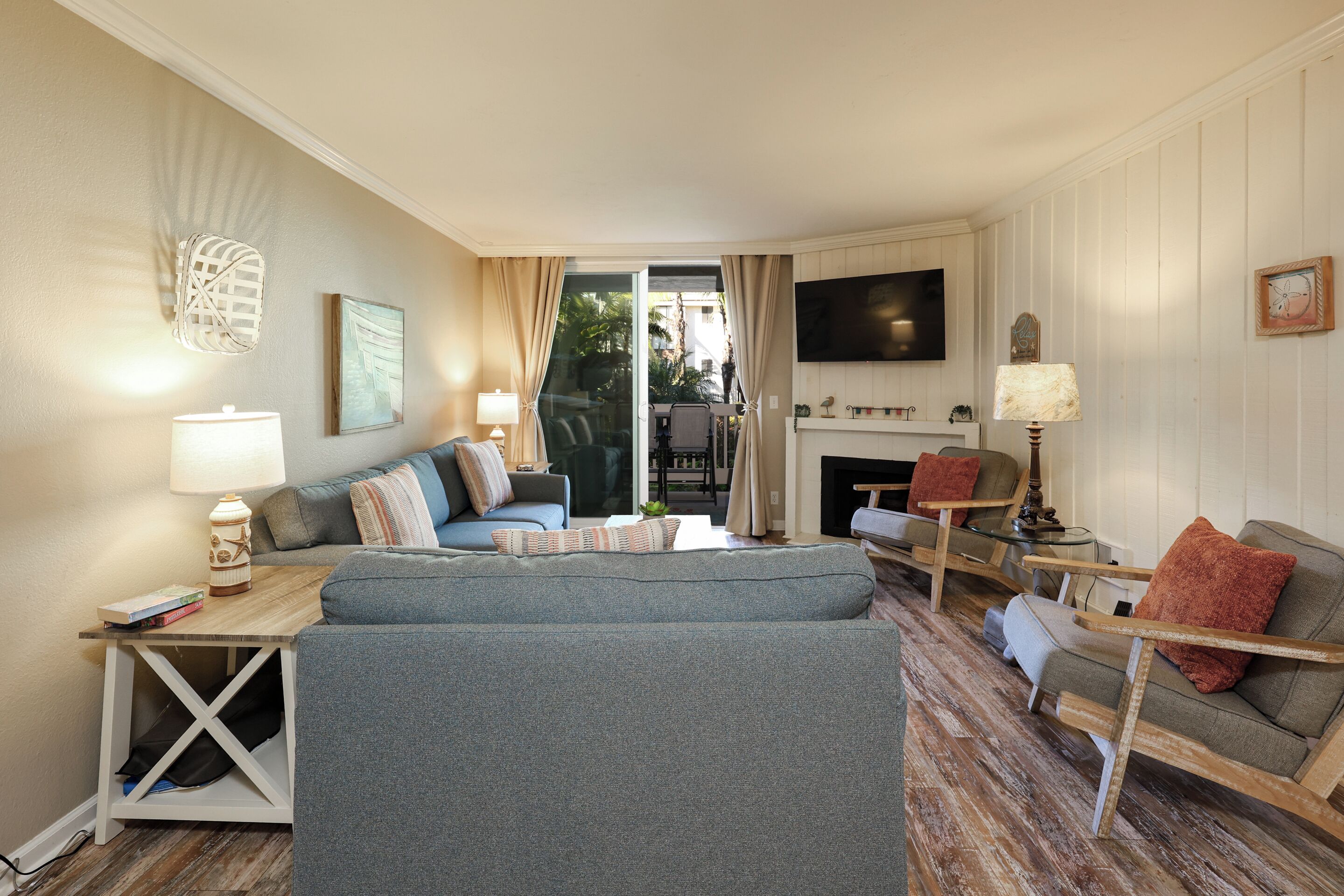 Perfect Relaxing Getaway With Gym And Heated Pool! - Oceanside, CA