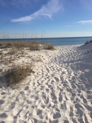 Perto da praia, toalhas de praia 