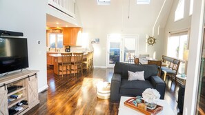 TV, fireplace, DVD player