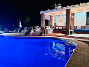 Utomhuspool