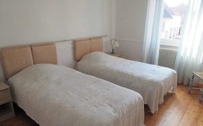 3 chambres, lit parapluie, Wi-Fi gratuit, draps fournis
