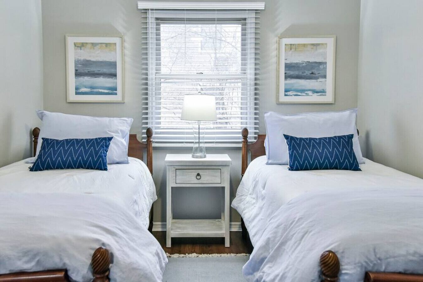 3 多间卧室、办公桌、熨斗/熨衣板、WiFi