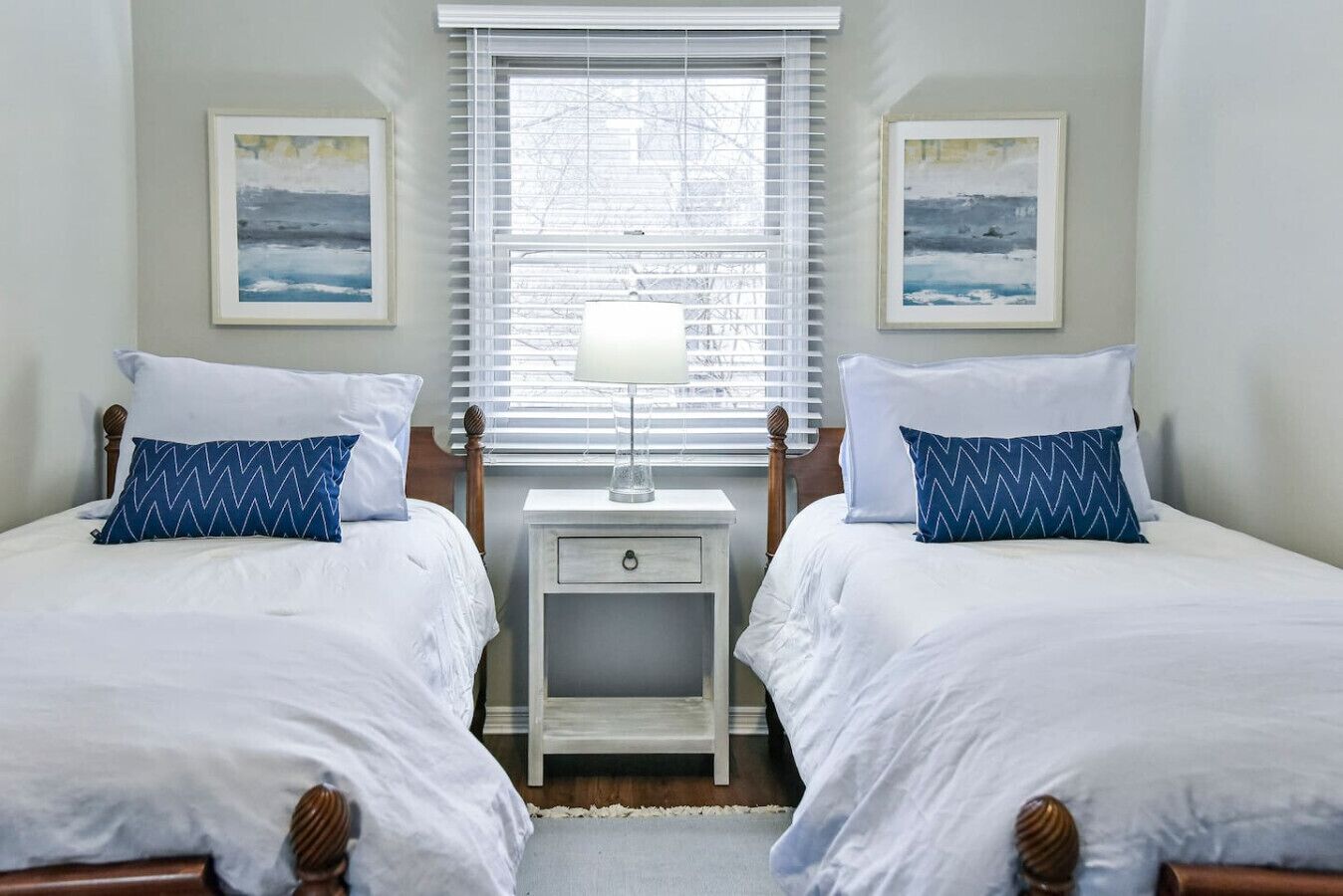 3 bedrooms, desk, iron/ironing board, WiFi