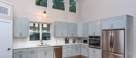 Microwave, oven, stovetop, dishwasher