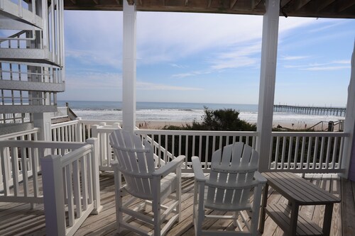 Oceanfront, Elevator, Early Check-In, Heated Pool, Step onto the Sand