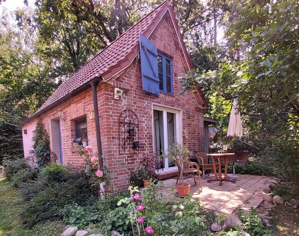 Terrace/patio - Modernized stable with comfort and flair between forest and lake (Dobbertin)