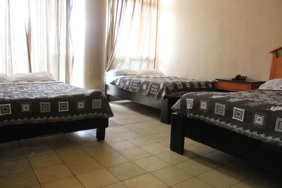 WiFi (free), bed sheets