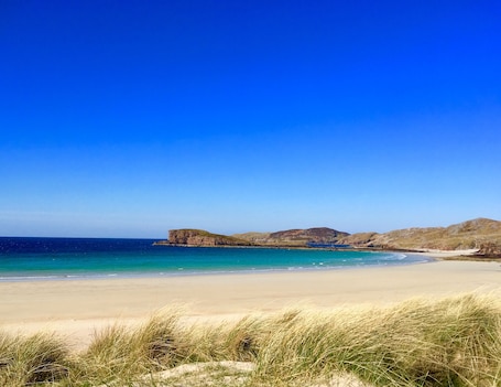 Beach nearby. Pier Cottage in beautiful Kinlochbervie, in the unspoiled North West Sutherland