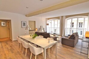 Interior - Bourbons, 3BR/3BA, 6 people (París)