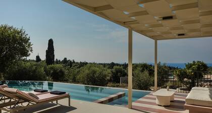 Majestic Stone Villa, Sea View Private Pool