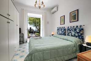 Comfort Double Room | Minibar, soundproofing, free WiFi - Casa Augusto (Capri)