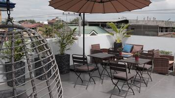 Daily local cuisine breakfast (PHP 175 per person)