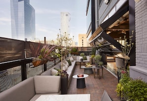 Full breakfast for a fee on weekdays - Fitler Club (Philadelphia)