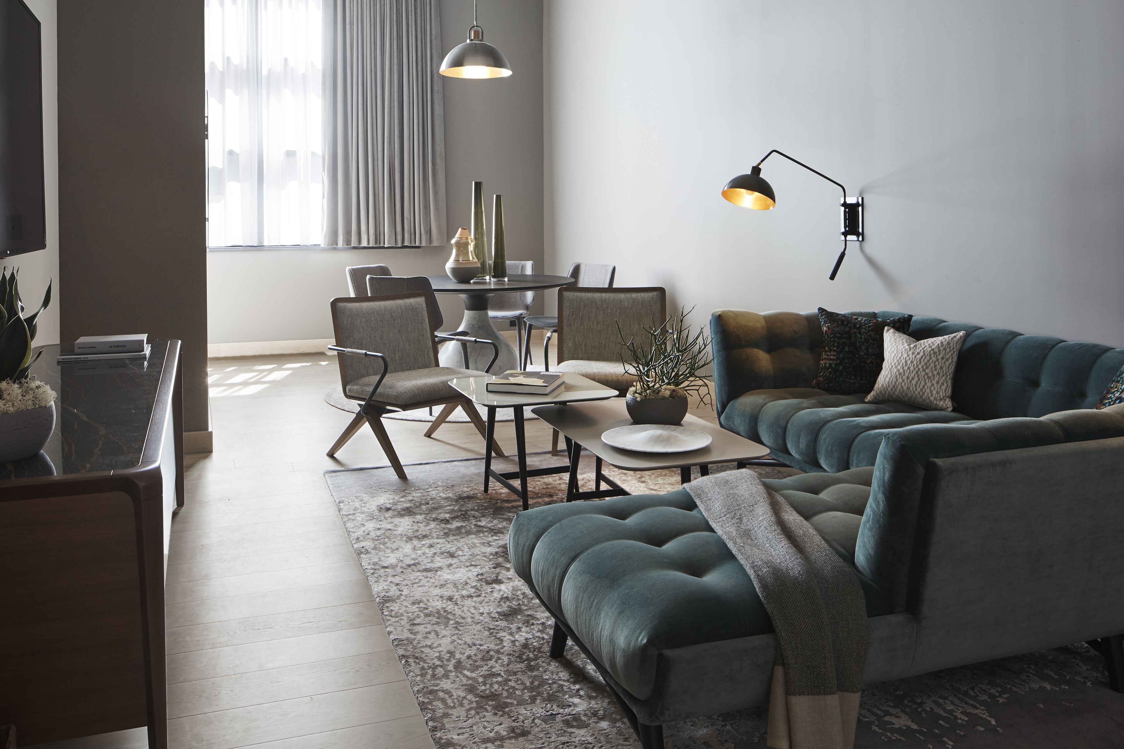 55-吋平面電視、有線頻道、電視、iPod 底座