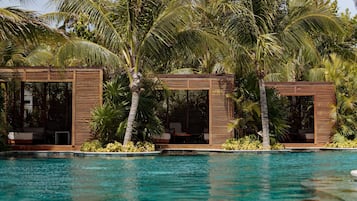 8 restaurants, Mexican cuisine